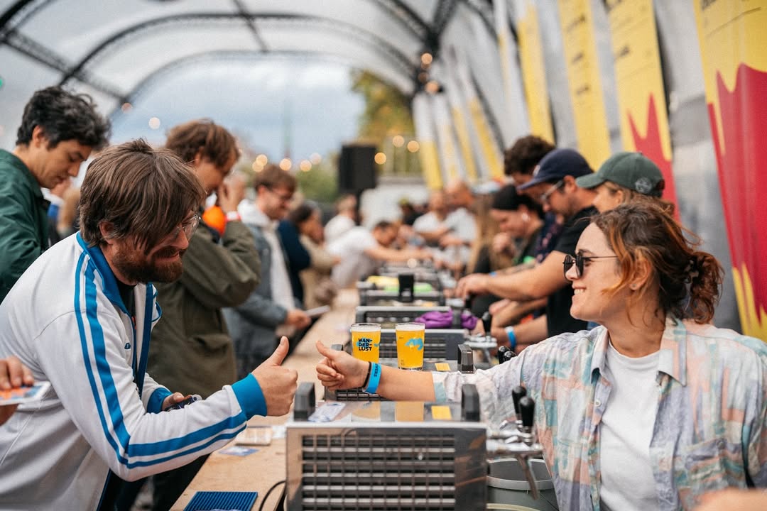 Público no BBP Wanderlust, no Marché aux Poissons, em Bruxelas